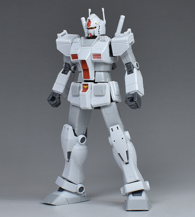 定番入荷 未組立 ＨＧ 1/144 RX-78-02 ガンダム ロールアウトカラー