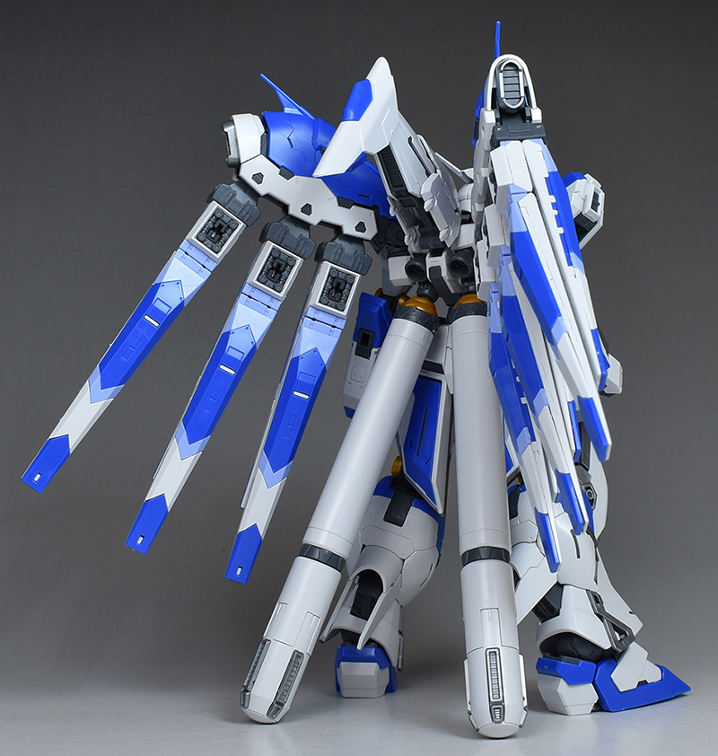 新品 RG 機動戦士ガンダム 逆襲のシャア Hi-νガンダム 1/144スケール